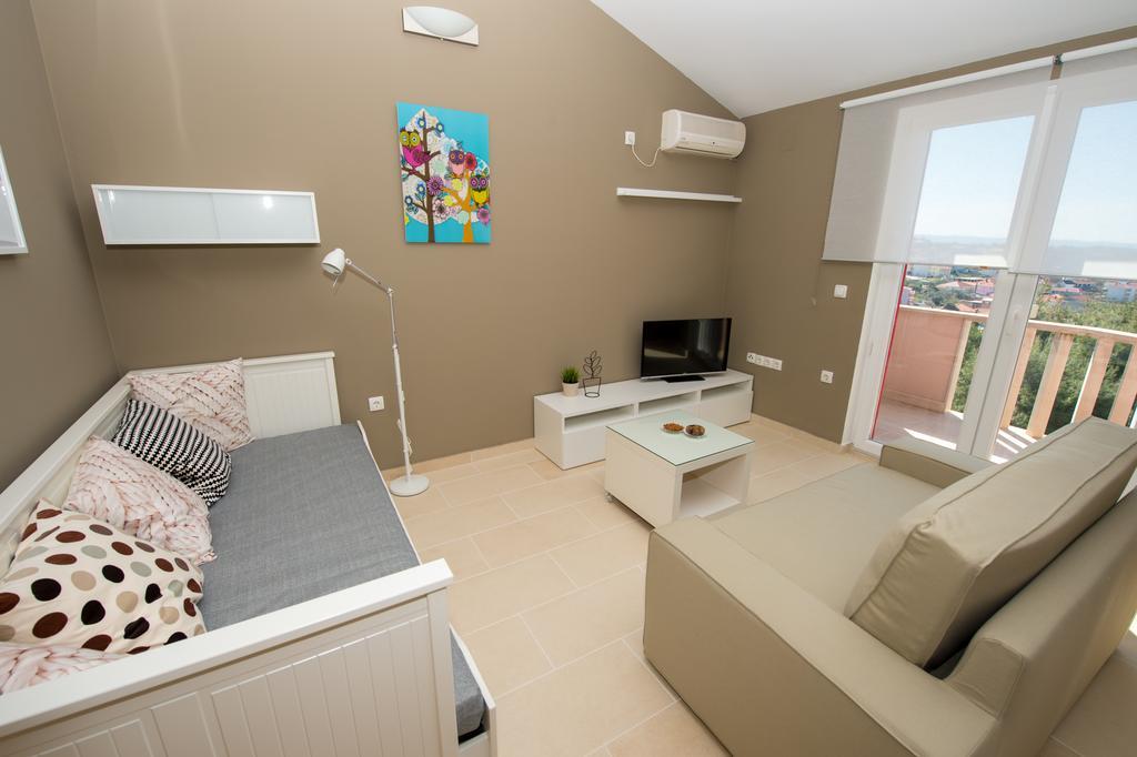 Apartments Gazebo Trogir Bilik gambar